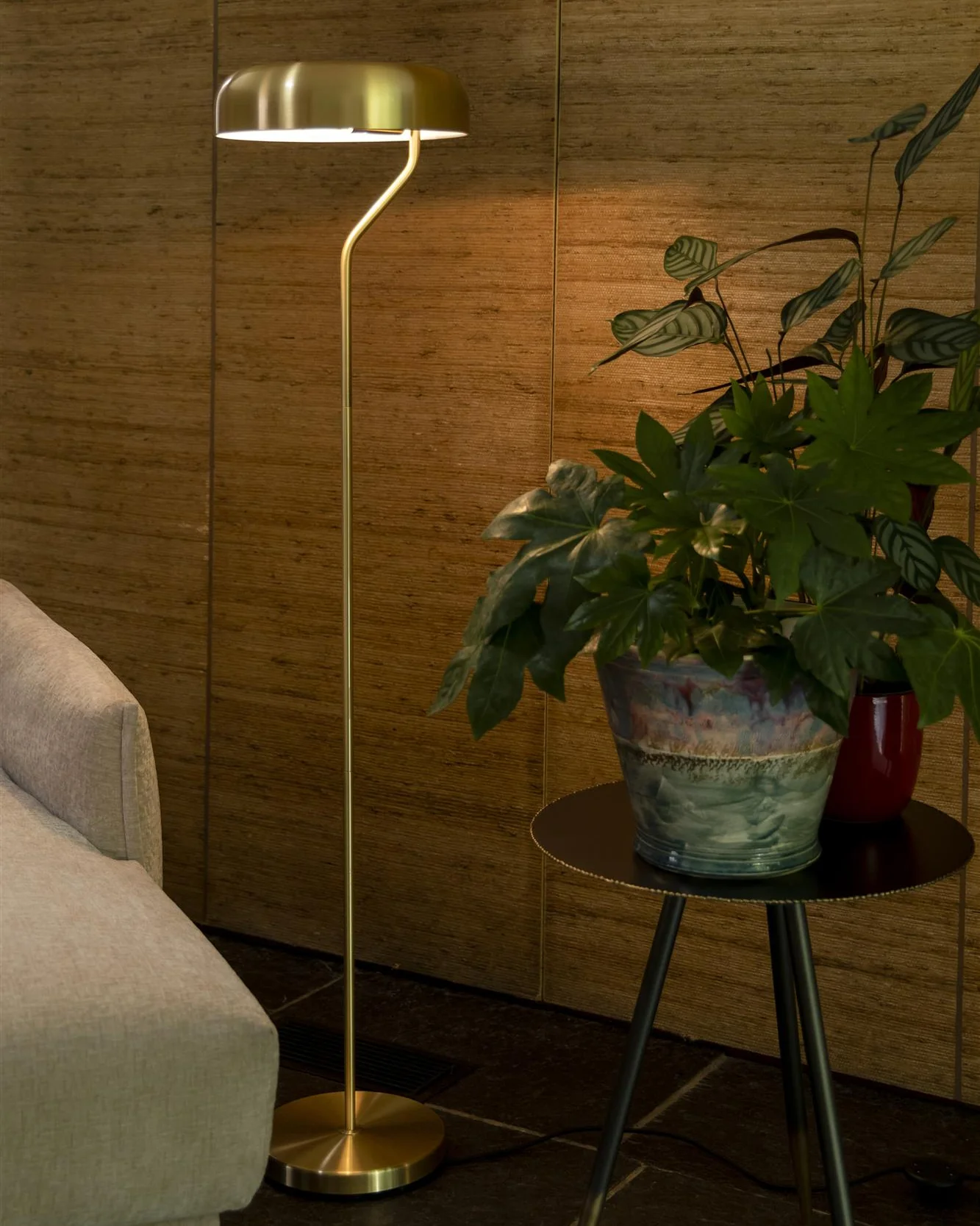 Floor Lamp Eclipse- Brass - Image 4