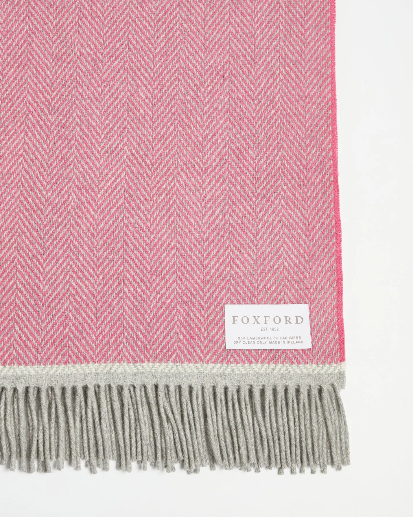 Foxford Croía Cashmere and Lambswool Throw - Image 4
