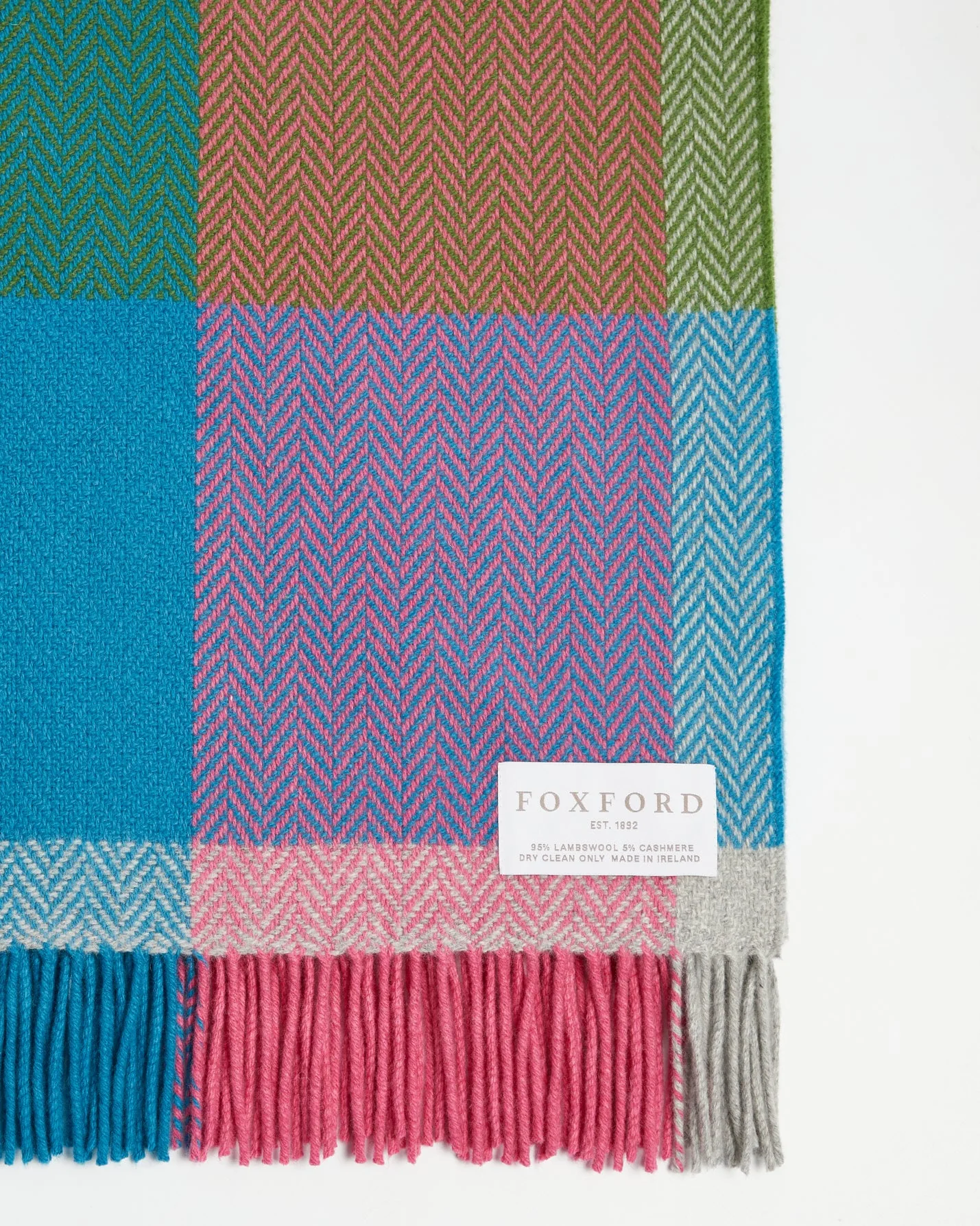 Foxford Deel Cashmere and Lambswool Throw - Image 4
