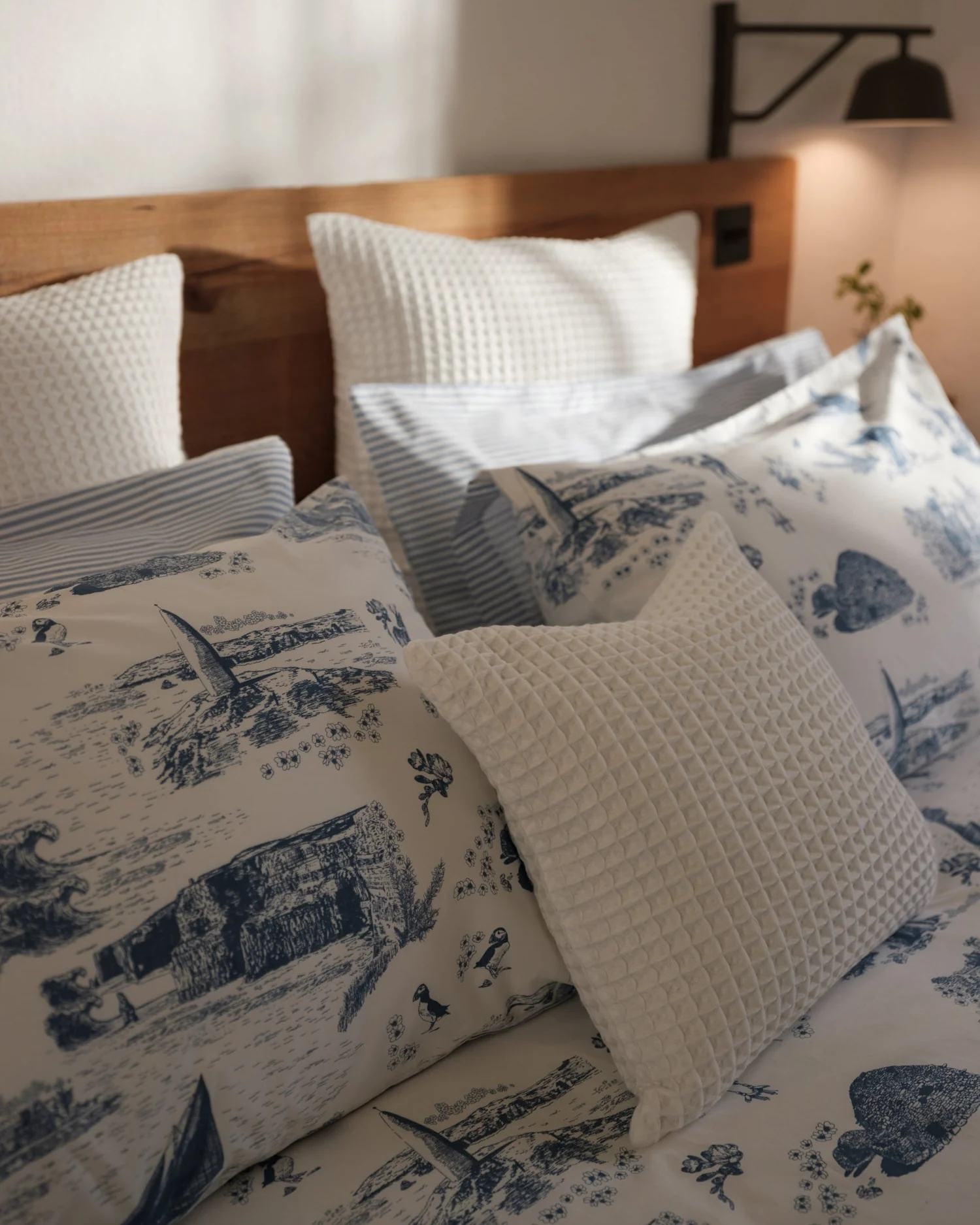 Foxford Honeycomb Cushion White- Small - Image 4