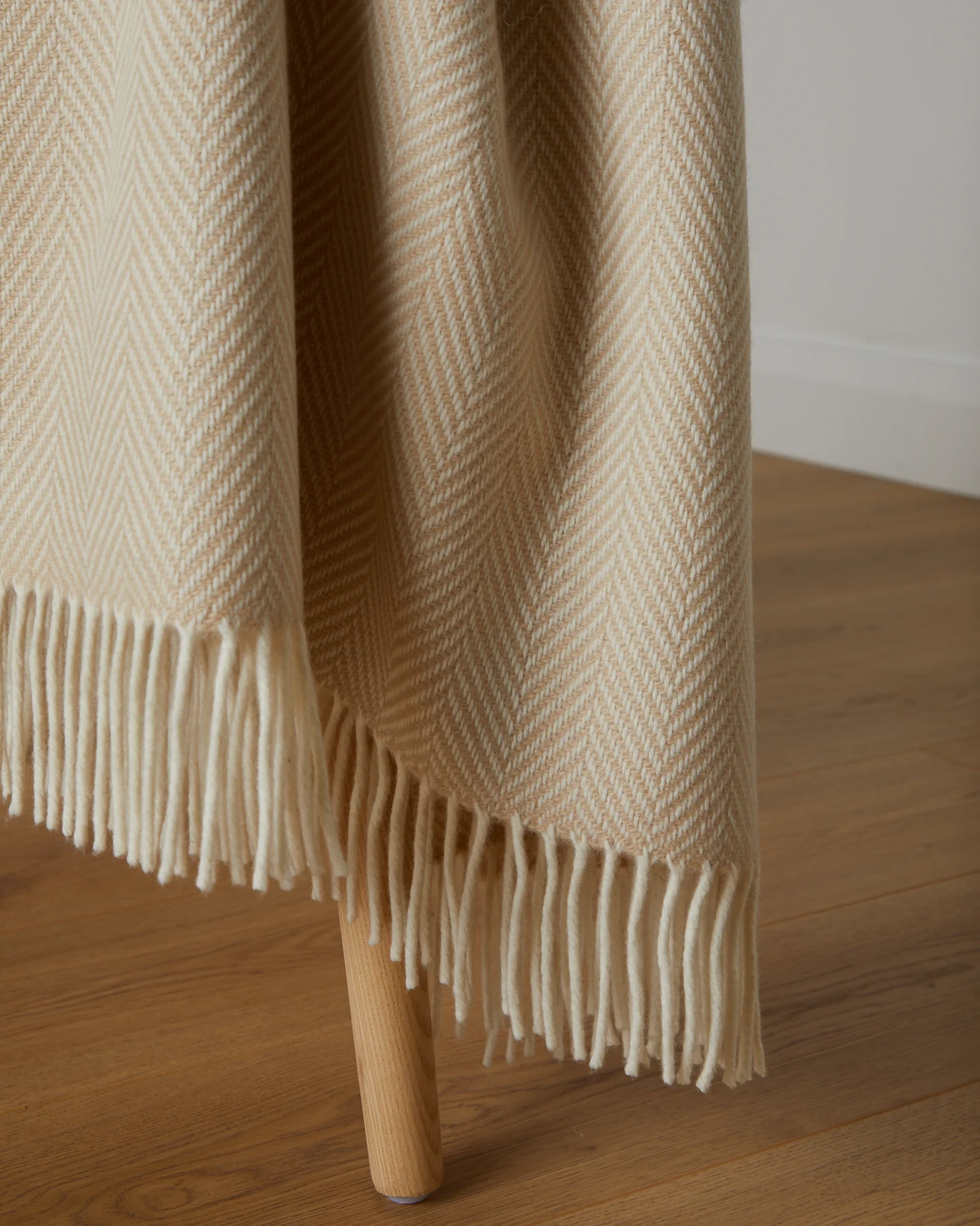 Foxford Keem Bay Cashmere and Lambswool Throw - Image 5