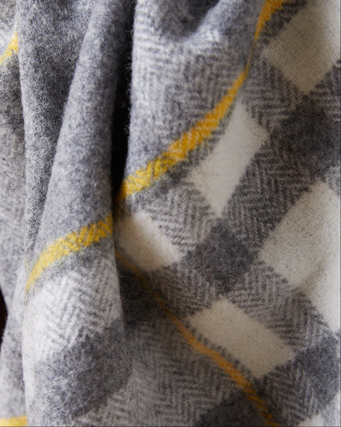 Foxford Liath Lambswool Throw - Image 2
