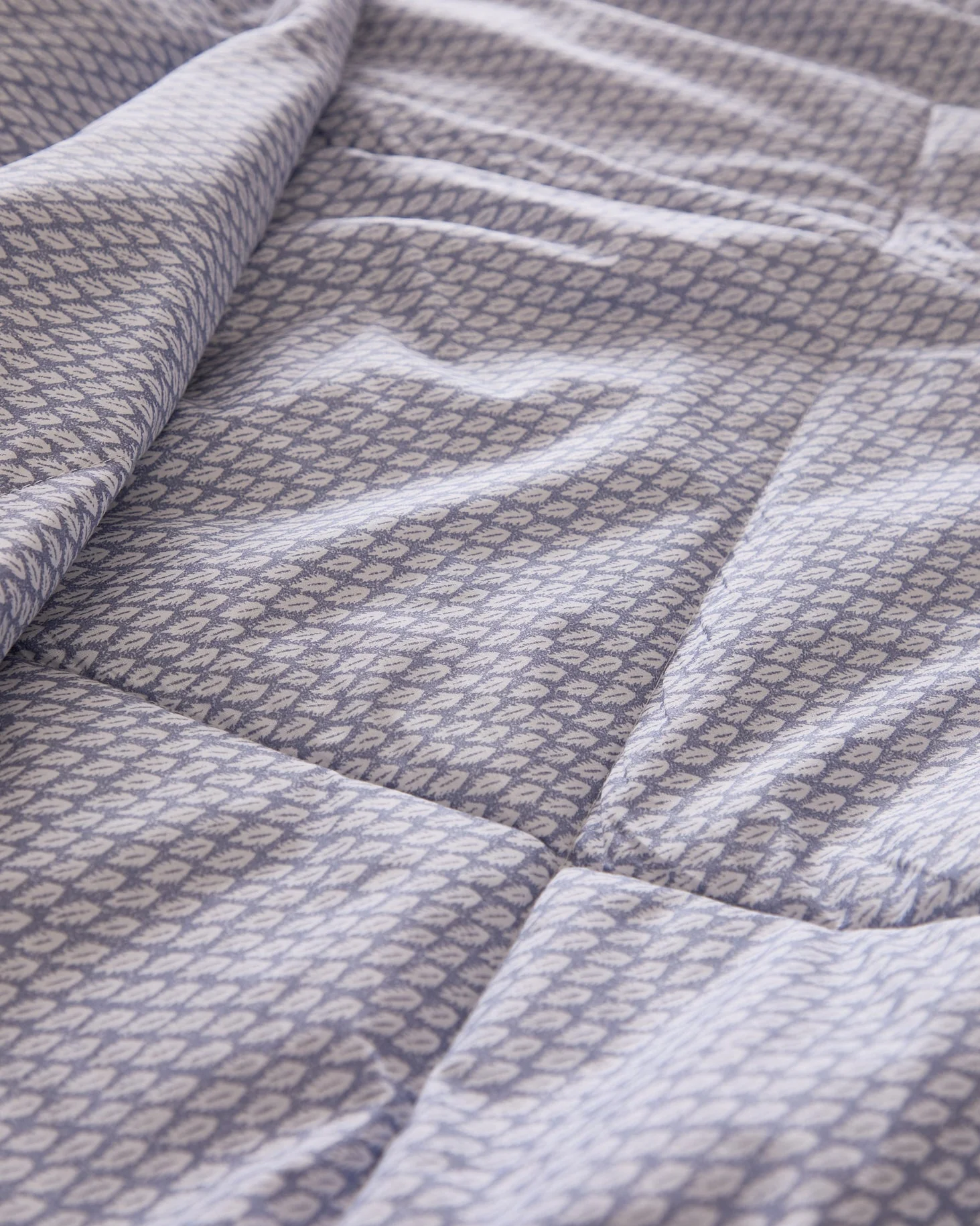 Foxford Nancy Quilt - Image 5