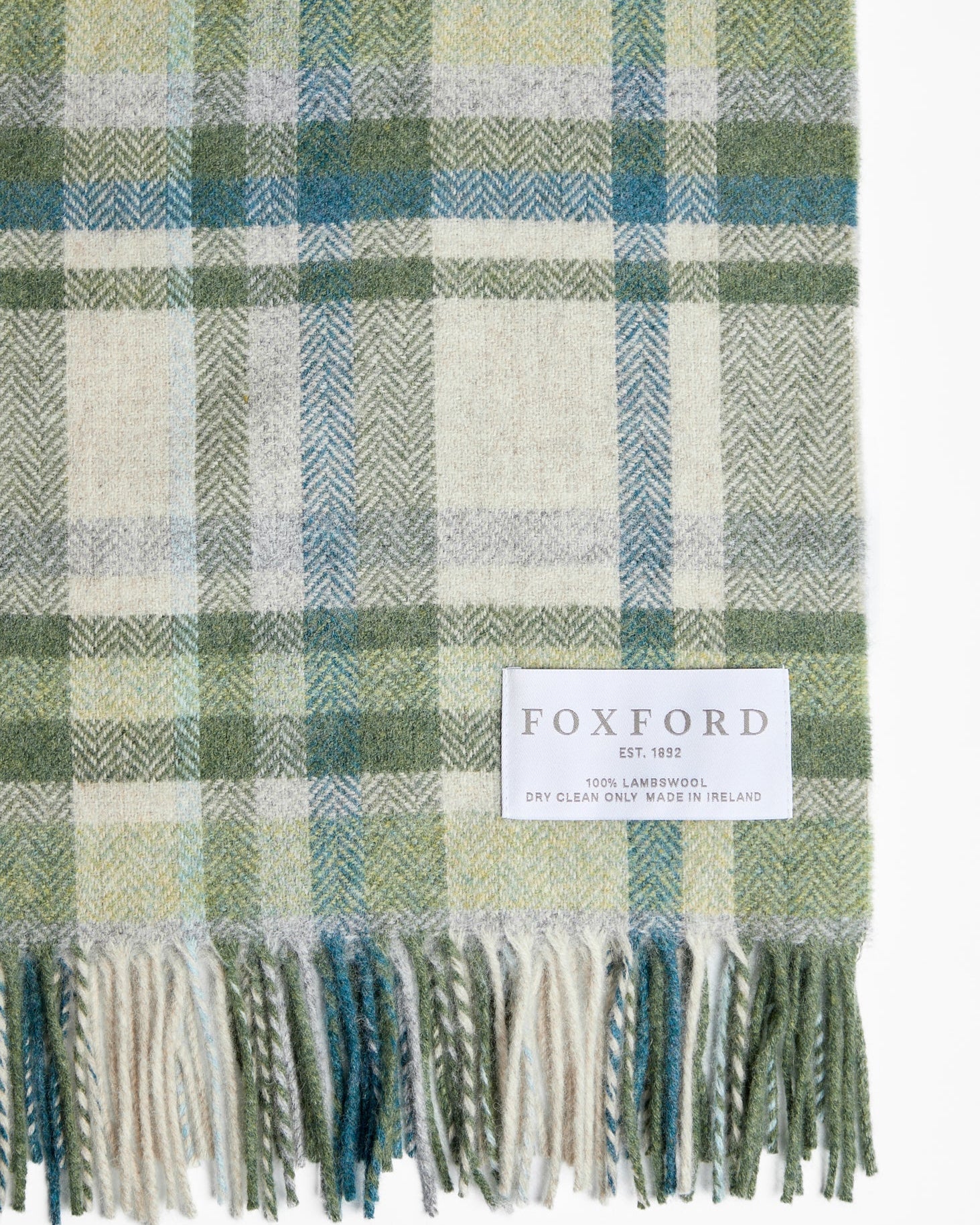 Foxford Slieveboy Lambswool Throw - Image 4