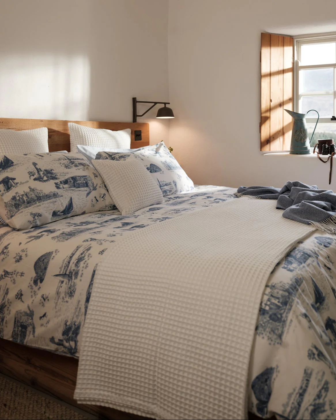 Foxford White Honeycomb Throw - Image 4