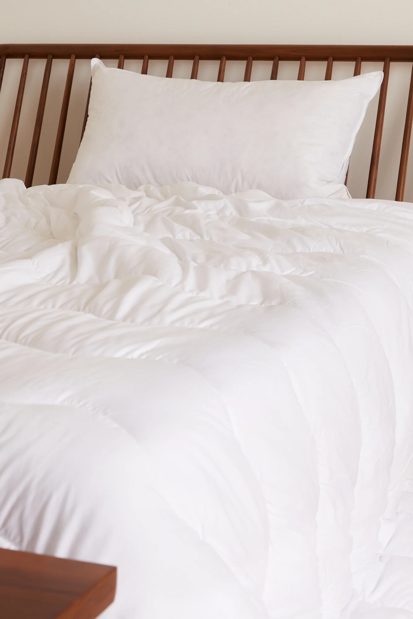 Foxford King Size Feather Down Pillow 50x90cm - Image 3