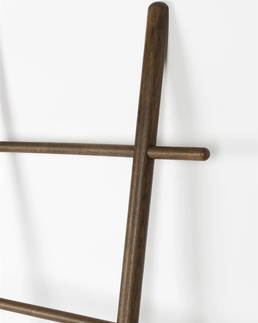 Ladder Roy Walnut - Image 3