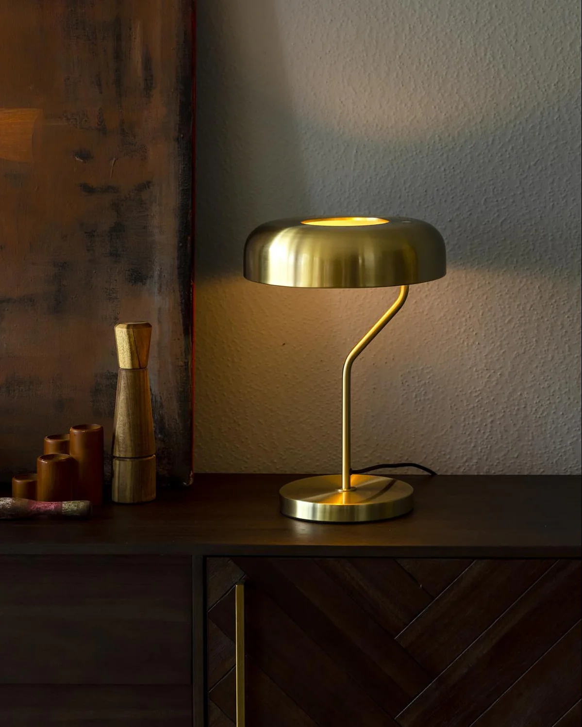 Table Lamp Eclipse- Brass - Image 3